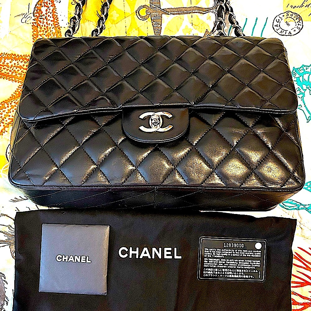 CHANEL LAMBSKIN JUMBO CLASSIC SINGLE FLAP